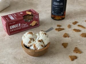 Swedish Cookies & Cream Ice Cream with Anna's Ginger Thins