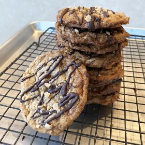 Chewy Brown Butter Oatmeal Cookies